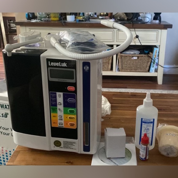 Kangen Other - Kangen Water Ionizer NEW WITH BOX